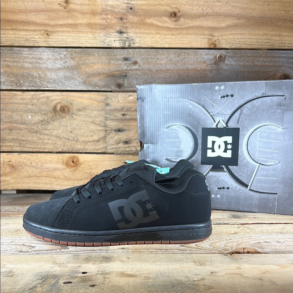 DC Men's Black and Teal Sneakers